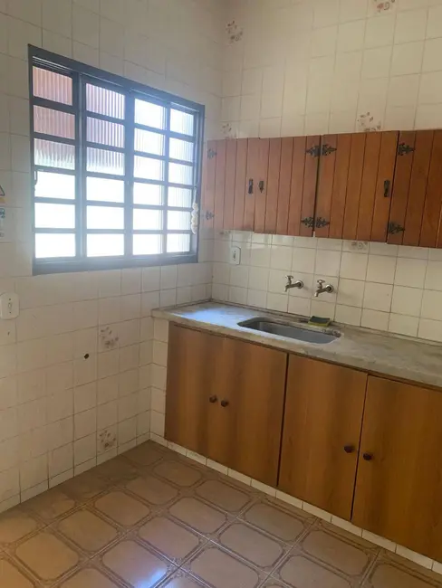 Foto 5 de Casa com 3 quartos à venda, 185m2 em Vila Paraíba, Guaratingueta - SP
