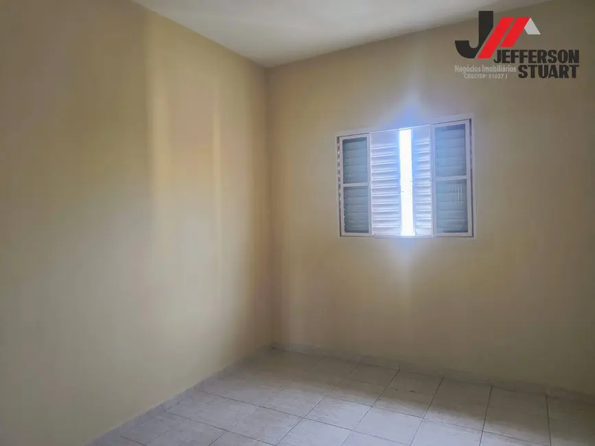 Apartamento com 2 quartos para alugar, 70m2 em Vila Comendador Rodrigues Alves, Guaratingueta - SP - imagem 8 Foto 8 de Apartamento com 2 quartos para alugar, 70m2 em Vila Comendador Rodrigues Alves, Guaratingueta - SP