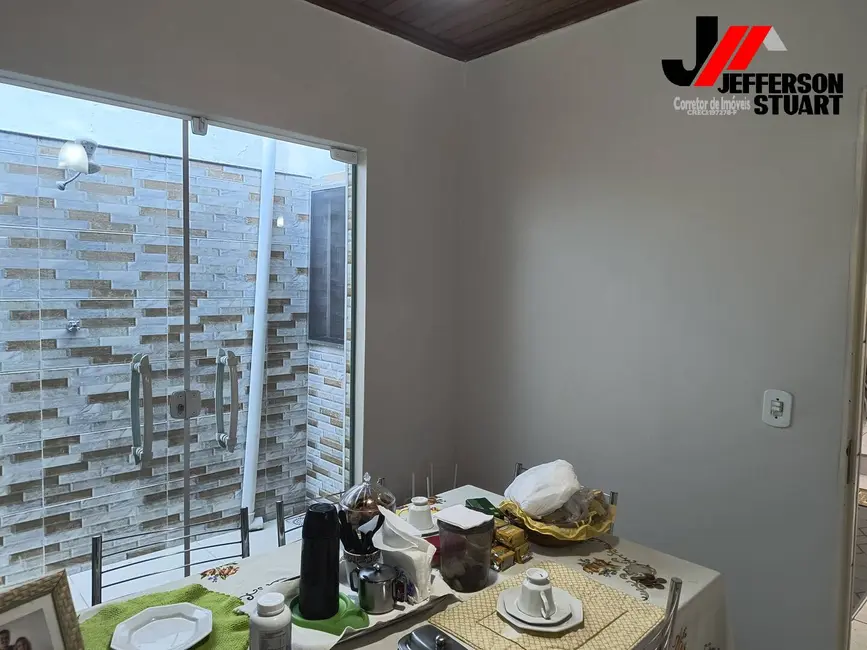 Foto 1 de Casa com 3 quartos à venda, 170m2 em Vila dos Comerciários I, Guaratingueta - SP
