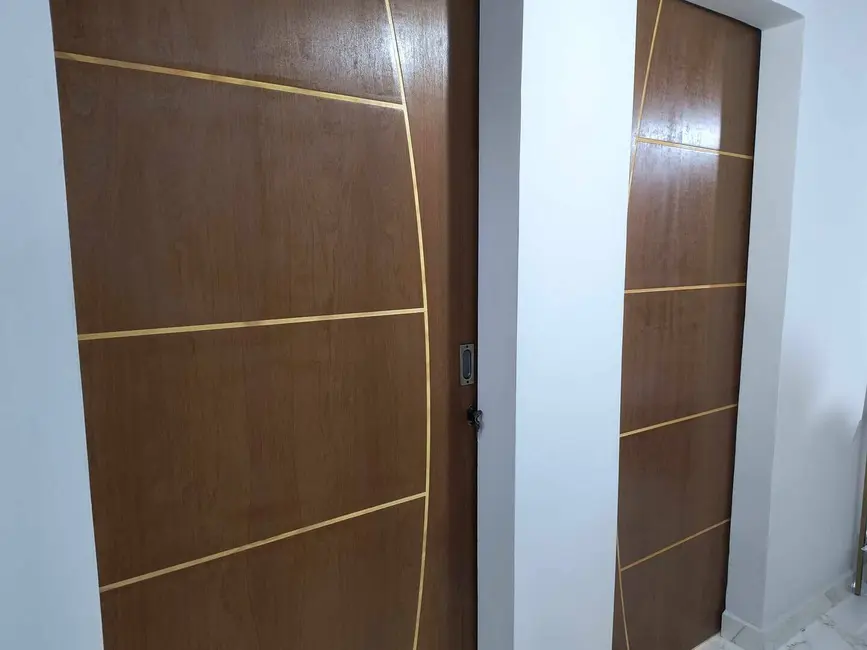 Foto 2 de Casa com 3 quartos à venda, 170m2 em Vila dos Comerciários I, Guaratingueta - SP