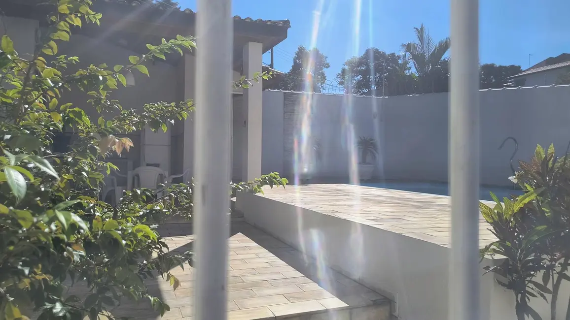 Casa com 3 quartos à venda, 300m2 em Portal das Colinas, Guaratingueta - SP - imagem 9 Foto 9 de Casa com 3 quartos à venda, 300m2 em Portal das Colinas, Guaratingueta - SP