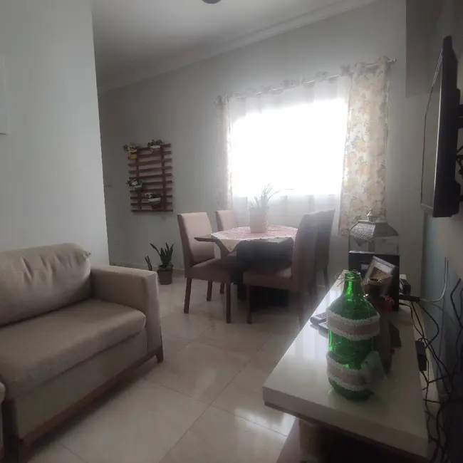Foto 2 de Apartamento com 2 quartos à venda, 55m2 em Jardim Bela Vista II, Guaratingueta - SP