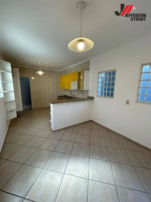 Casa com 2 quartos à venda, 190m2 em Parque São Francisco, Guaratingueta - SP - imagem 5 Foto 5 de Casa com 2 quartos à venda, 190m2 em Parque São Francisco, Guaratingueta - SP