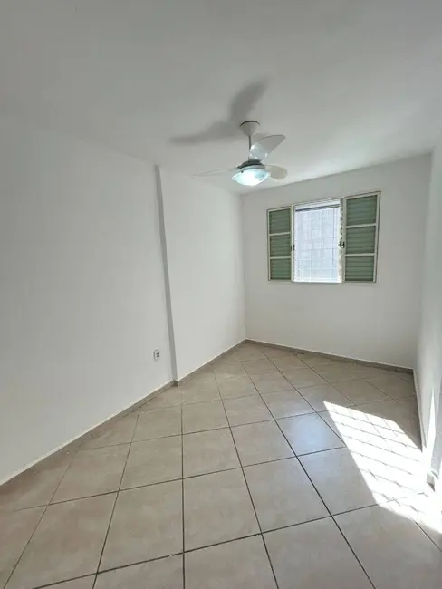 Foto 9 de Casa com 2 quartos à venda, 190m2 em Parque São Francisco, Guaratingueta - SP
