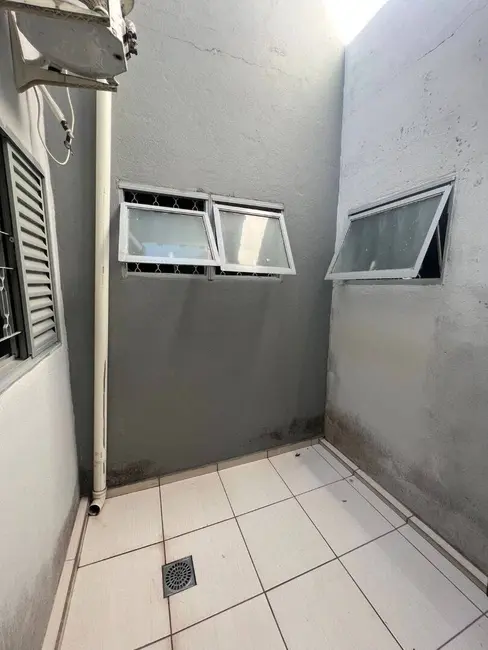 Foto 7 de Casa com 2 quartos à venda, 125m2 em Jardim do Vale, Guaratingueta - SP