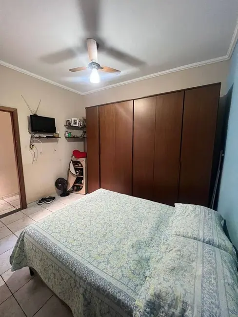 Foto 3 de Casa com 2 quartos à venda, 125m2 em Jardim do Vale, Guaratingueta - SP