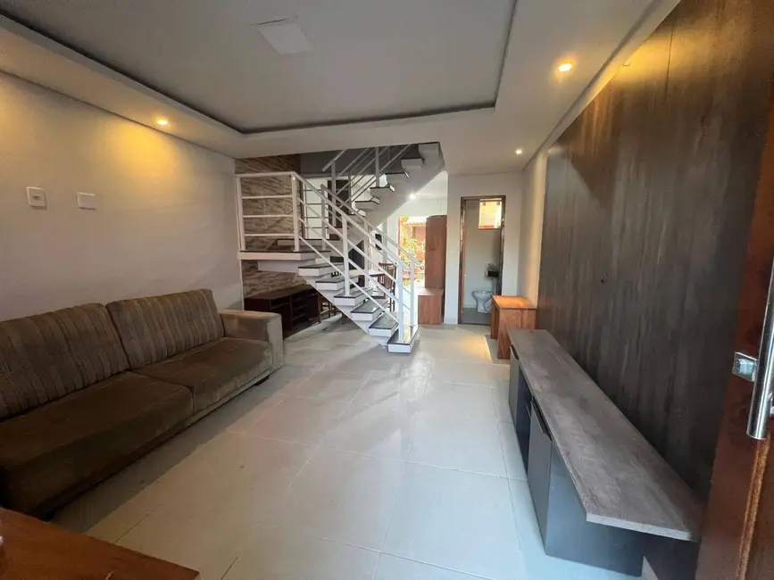 Casa com 3 quartos à venda, 250m2 em Morada da Montanha, Resende - RJ - imagem 2 Foto 2 de Casa com 3 quartos à venda, 250m2 em Morada da Montanha, Resende - RJ