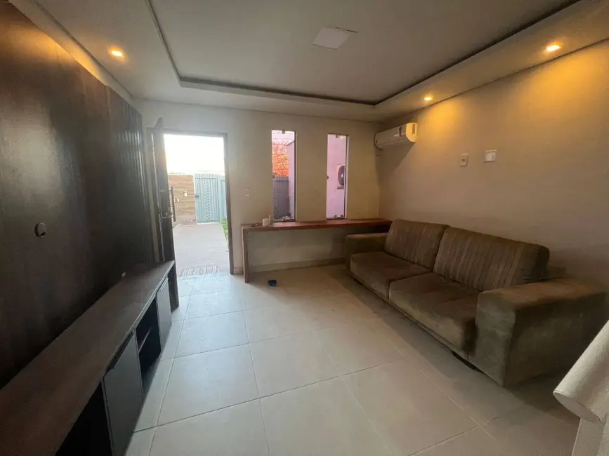Casa com 3 quartos à venda, 250m2 em Morada da Montanha, Resende - RJ - imagem 3 Foto 3 de Casa com 3 quartos à venda, 250m2 em Morada da Montanha, Resende - RJ