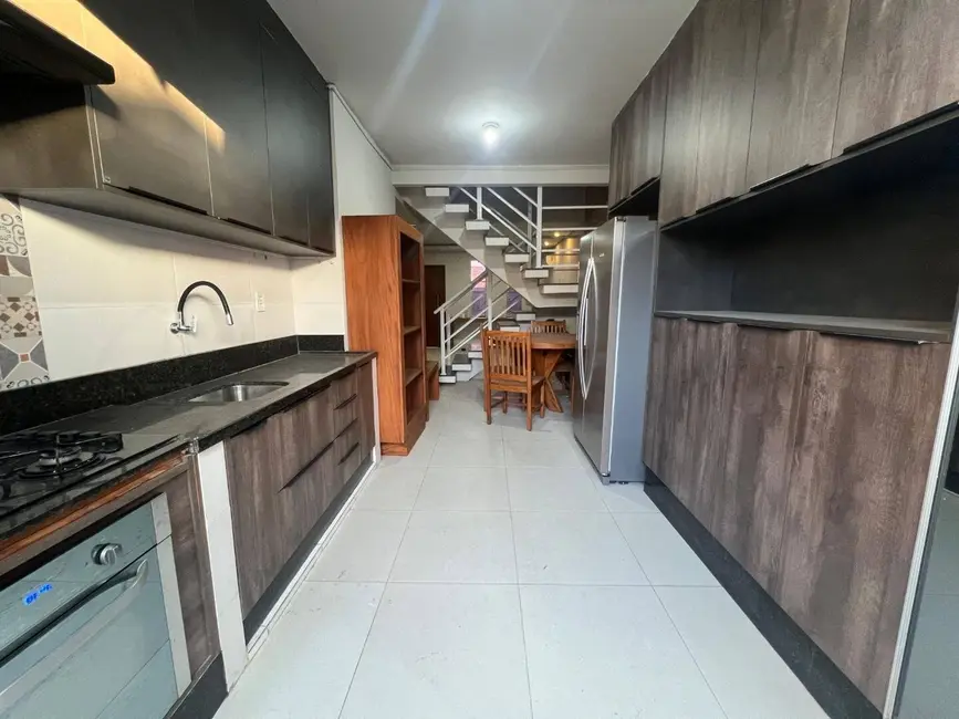 Foto 6 de Casa com 3 quartos à venda, 250m2 em Morada da Montanha, Resende - RJ