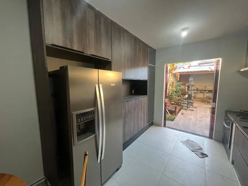 Casa com 3 quartos à venda, 250m2 em Morada da Montanha, Resende - RJ - imagem 4 Foto 4 de Casa com 3 quartos à venda, 250m2 em Morada da Montanha, Resende - RJ