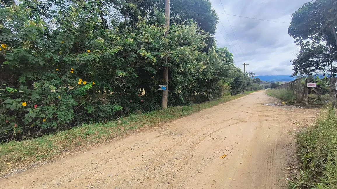 Foto 3 de Chácara com 2 quartos à venda, 30000m2 em Guaratingueta - SP