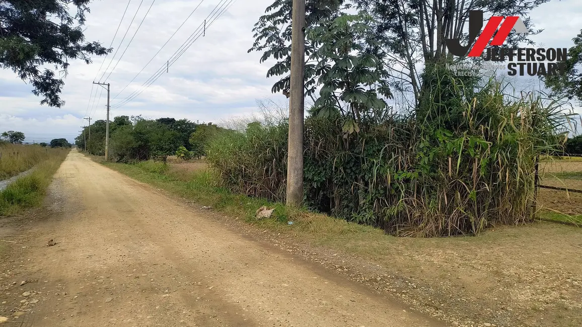 Foto 2 de Chácara com 2 quartos à venda, 30000m2 em Guaratingueta - SP