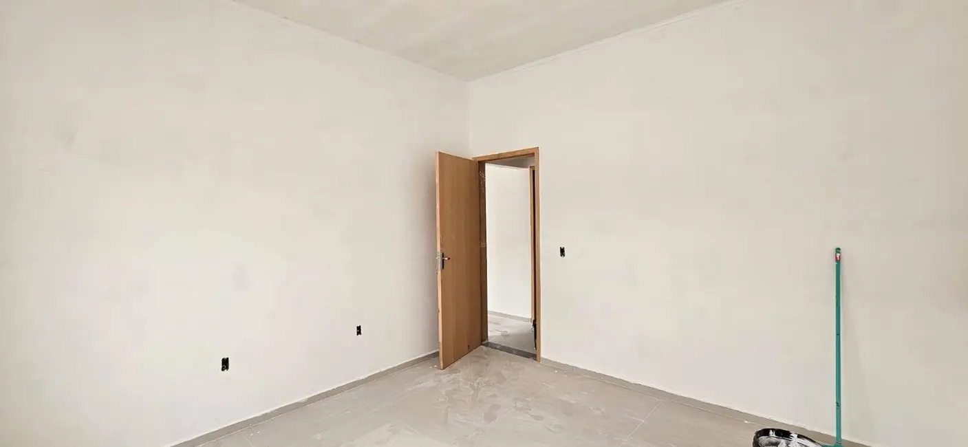 Foto 8 de Casa com 2 quartos à venda, 140m2 em Jardim do Vale, Guaratingueta - SP