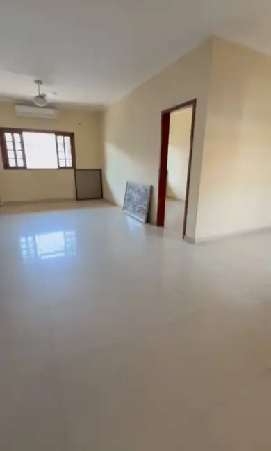 Casa com 3 quartos à venda, 250m2 em Aparecida - SP - imagem 6 Foto 6 de Casa com 3 quartos à venda, 250m2 em Aparecida - SP