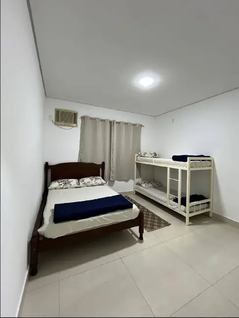 Foto 3 de Pousada com 5 quartos para alugar, 250m2 em Aparecida - SP