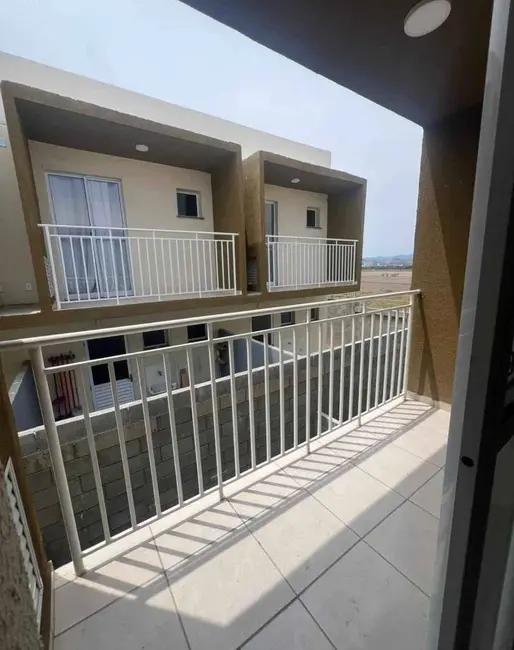 Foto 5 de Sobrado com 2 quartos à venda e para alugar, 54m2 em Jardim Santa Luzia, Guaratingueta - SP