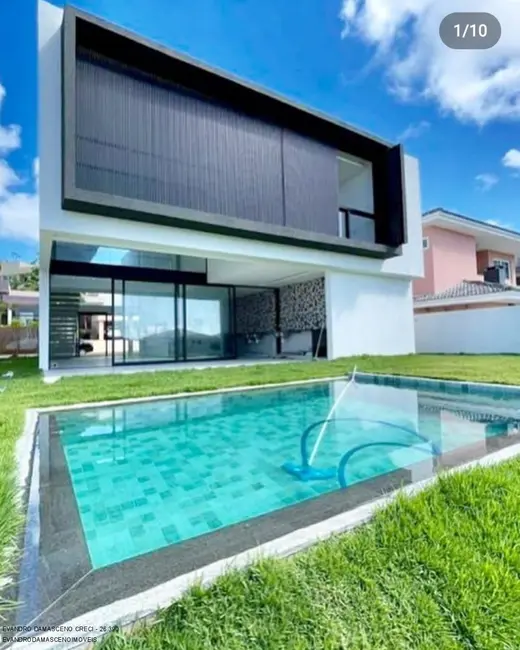 Foto 1 de Casa de Condomínio com 4 quartos à venda, 300m2 em Camacari - BA