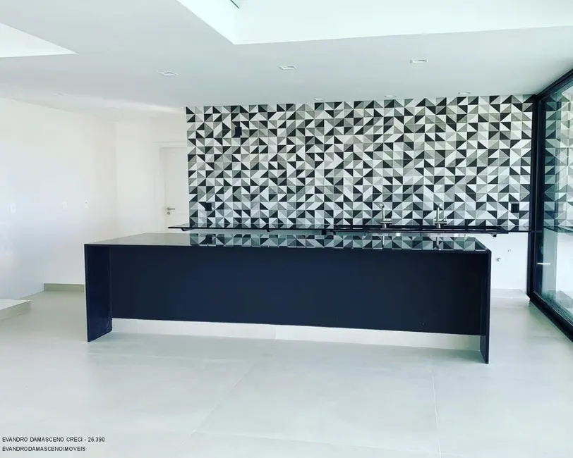 Foto 4 de Casa de Condomínio com 4 quartos à venda, 300m2 em Camacari - BA