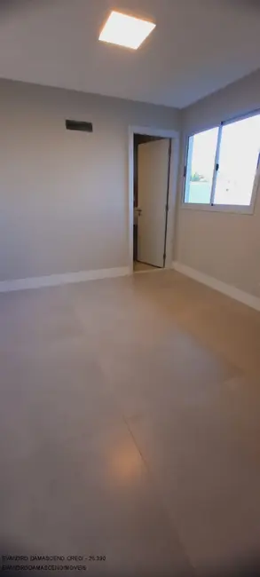 Foto 2 de Casa de Condomínio com 4 quartos à venda, 400m2 em Camacari - BA