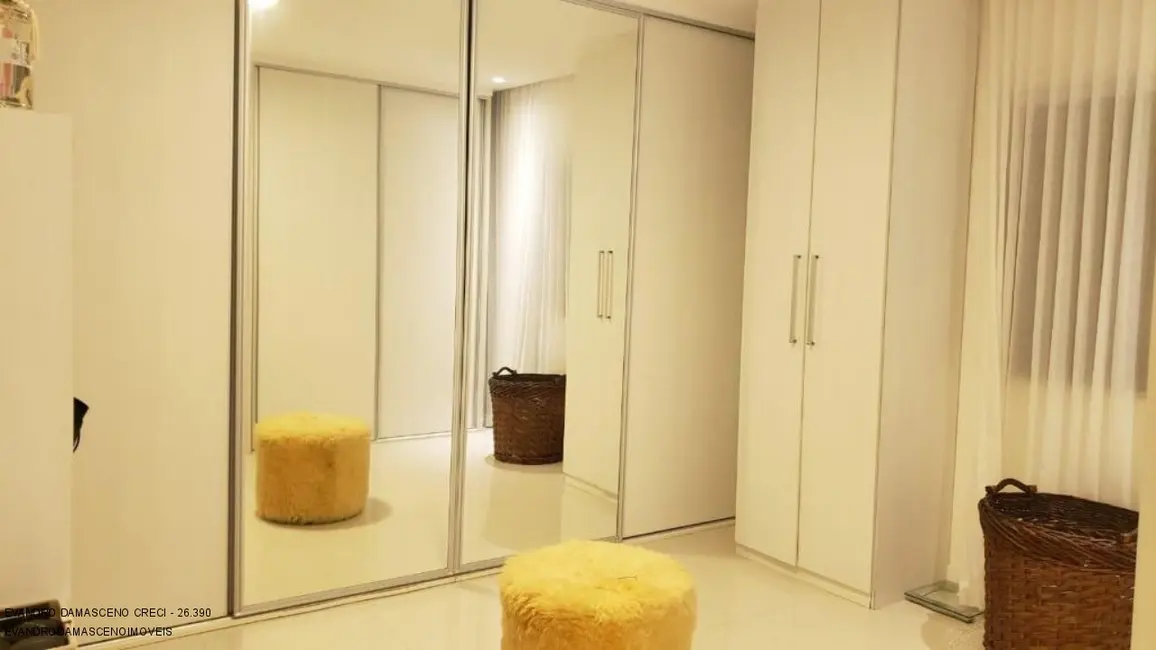 Foto 2 de Casa de Condomínio com 4 quartos à venda, 450m2 em Camacari - BA