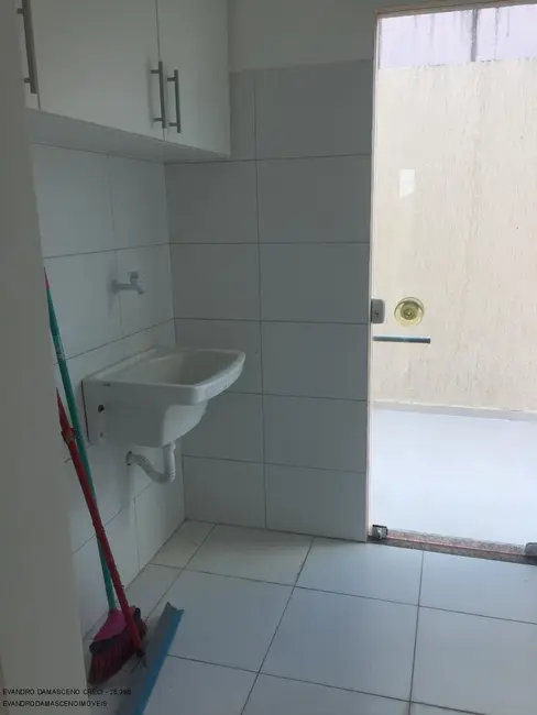 Foto 4 de Casa de Condomínio com 4 quartos à venda, 280m2 em Camacari - BA