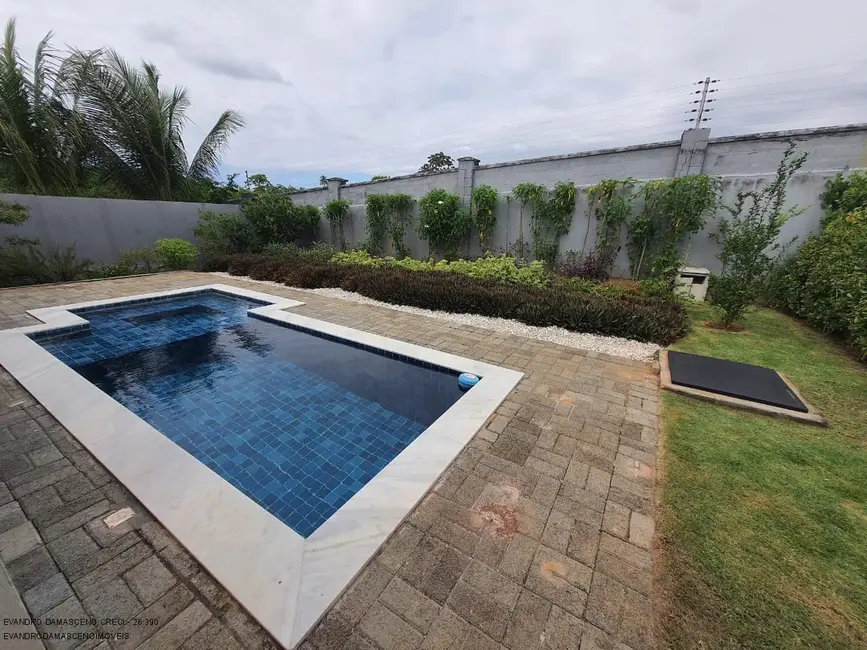 Foto 1 de Casa de Condomínio com 3 quartos à venda, 300m2 em Camacari - BA