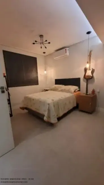 Foto 2 de Casa de Condomínio com 4 quartos à venda, 290m2 em Camacari - BA