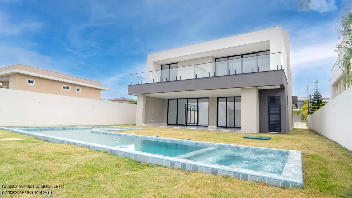 Foto 8 de Casa de Condomínio com 5 quartos à venda, 370m2 em Camacari - BA