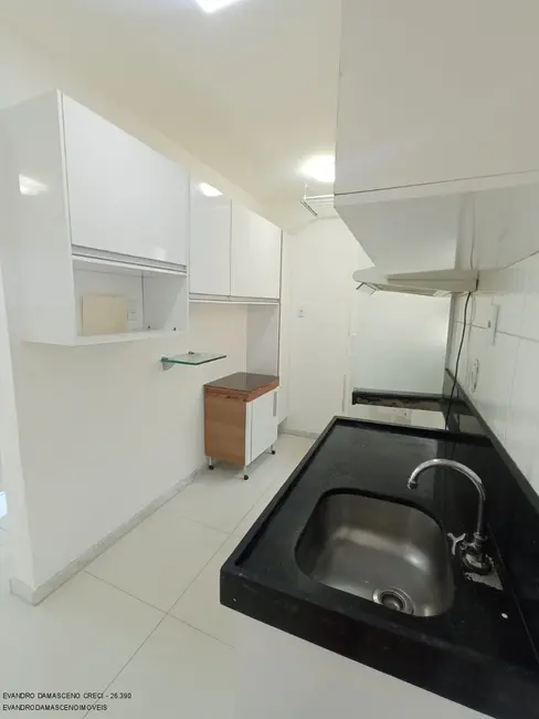 Foto 2 de Apartamento com 2 quartos à venda, 62m2 em Buraquinho, Lauro De Freitas - BA