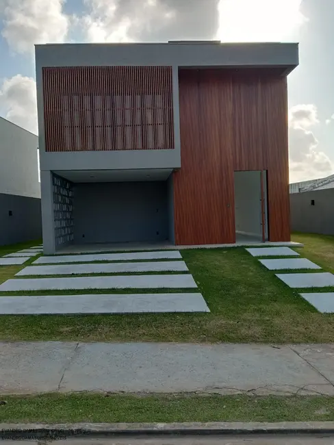 Foto 1 de Casa de Condomínio com 4 quartos à venda, 280m2 em Camacari - BA