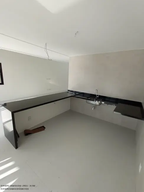 Foto 6 de Casa de Condomínio com 4 quartos à venda, 280m2 em Camacari - BA
