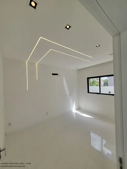 Foto 9 de Casa de Condomínio com 4 quartos à venda, 267m2 em Camacari - BA
