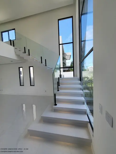 Foto 5 de Casa de Condomínio com 4 quartos à venda, 267m2 em Camacari - BA