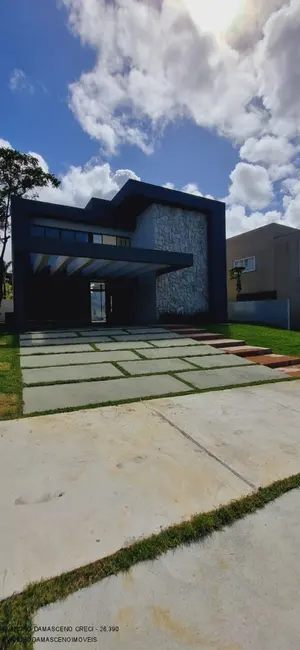Foto 6 de Casa de Condomínio com 4 quartos à venda, 30m2 em Camacari - BA