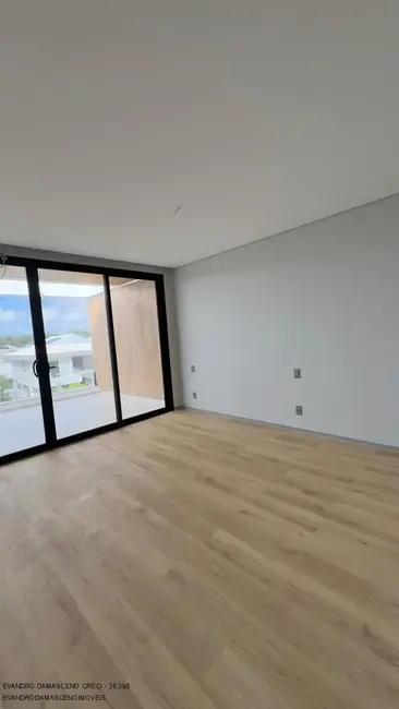 Foto 8 de Casa de Condomínio com 5 quartos à venda, 310m2 em Camacari - BA