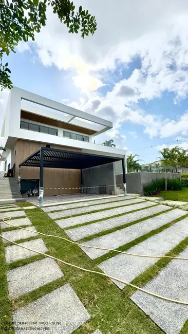 Foto 1 de Casa de Condomínio com 5 quartos à venda, 310m2 em Camacari - BA