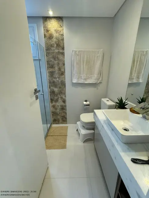 Foto 5 de Casa de Condomínio com 4 quartos à venda, 306m2 em Camacari - BA