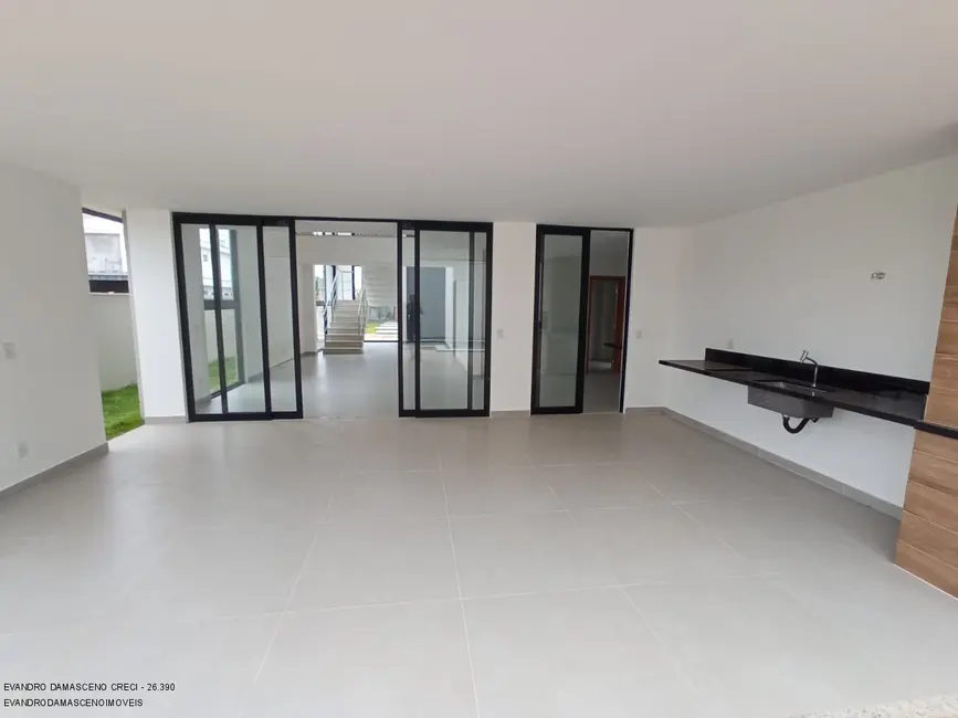 Foto 3 de Casa de Condomínio com 4 quartos à venda, 350m2 em Buraquinho, Lauro De Freitas - BA