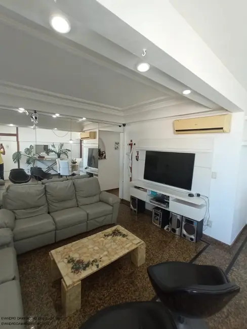 Apartamento com 4 quartos à venda, 110m2 em Candeal, Salvador - BA - imagem 5 Foto 5 de Apartamento com 4 quartos à venda, 110m2 em Candeal, Salvador - BA