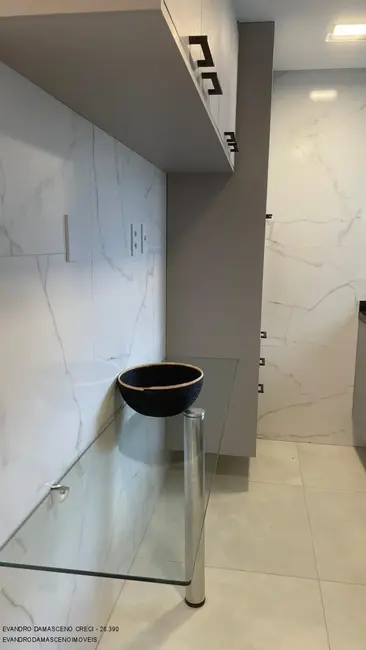 Apartamento com 3 quartos para alugar, 71m2 em Buraquinho, Lauro De Freitas - BA - imagem 5 Foto 5 de Apartamento com 3 quartos para alugar, 71m2 em Buraquinho, Lauro De Freitas - BA