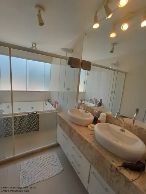 Foto 9 de Casa de Condomínio com 4 quartos à venda, 280m2 em Camacari - BA