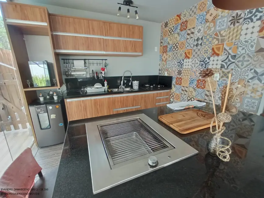 Foto 2 de Casa de Condomínio com 4 quartos à venda, 280m2 em Camacari - BA