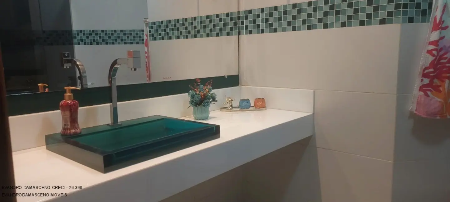 Foto 6 de Casa de Condomínio com 4 quartos à venda, 290m2 em Camacari - BA