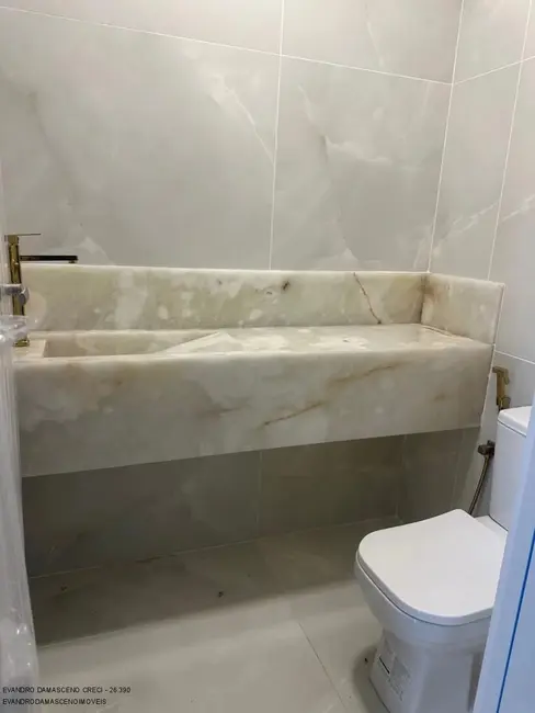 Foto 9 de Casa de Condomínio com 4 quartos à venda, 280m2 em Camacari - BA