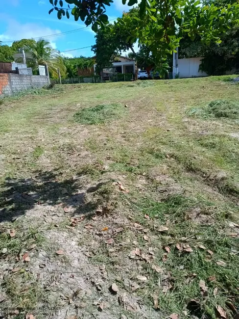 Foto 3 de Terreno / Lote à venda, 700m2 em Camacari - BA