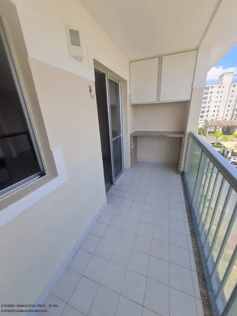 Apartamento com 3 quartos para alugar, 71m2 em Buraquinho, Lauro De Freitas - BA - imagem 3 Foto 3 de Apartamento com 3 quartos para alugar, 71m2 em Buraquinho, Lauro De Freitas - BA