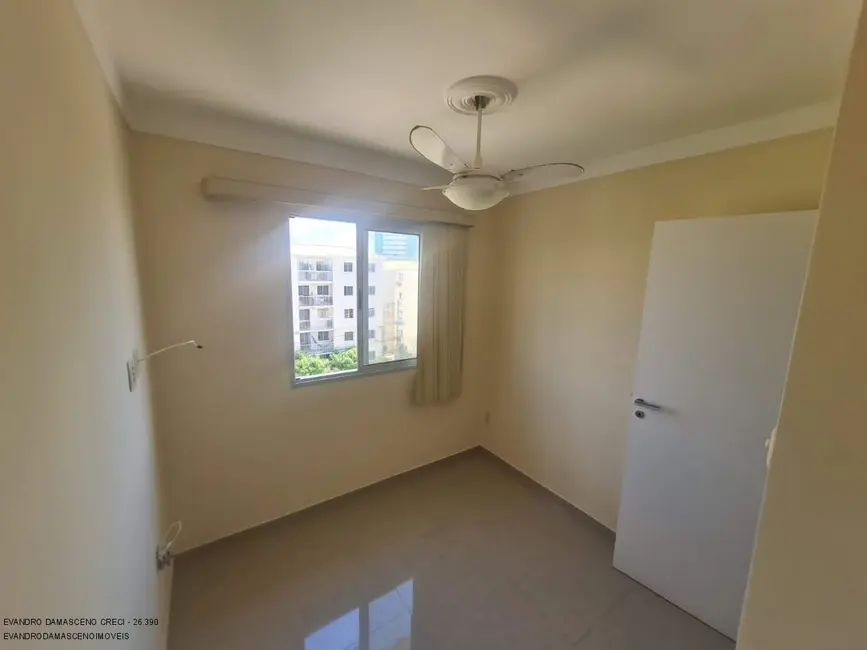 Apartamento com 3 quartos para alugar, 71m2 em Buraquinho, Lauro De Freitas - BA - imagem 6 Foto 6 de Apartamento com 3 quartos para alugar, 71m2 em Buraquinho, Lauro De Freitas - BA