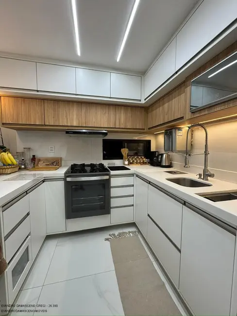 Casa com 3 quartos à venda, 111m2 em Buraquinho, Lauro De Freitas - BA - imagem 1 Foto 1 de Casa com 3 quartos à venda, 111m2 em Buraquinho, Lauro De Freitas - BA