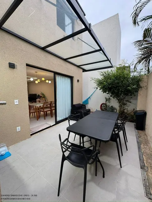 Casa com 3 quartos à venda, 111m2 em Buraquinho, Lauro De Freitas - BA - imagem 8 Foto 8 de Casa com 3 quartos à venda, 111m2 em Buraquinho, Lauro De Freitas - BA