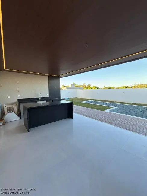 Foto 4 de Casa de Condomínio com 4 quartos à venda, 312m2 em Camacari - BA